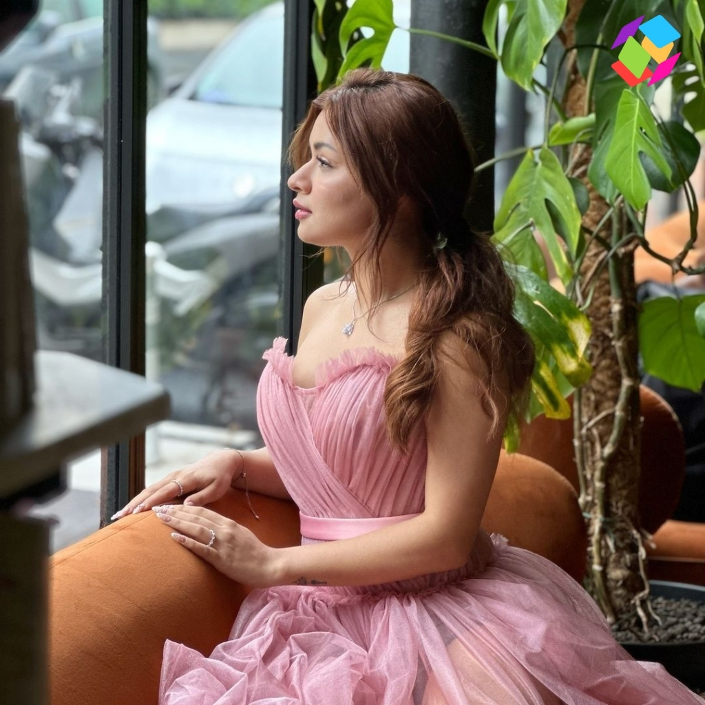 200+ It Girl Captions For Instagram to Elevate Your Style 5 It Girl Captions For Instagram